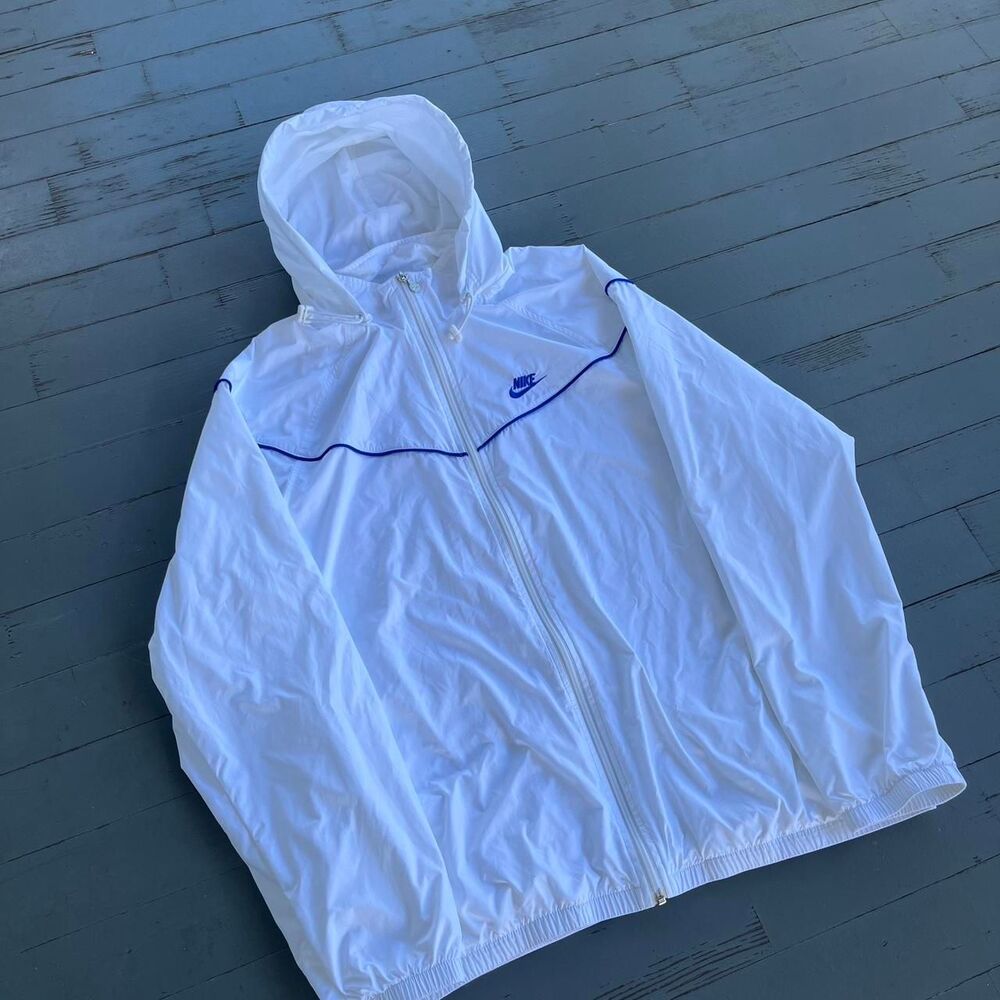 Vintage 2000s Nike streetwear y2k windbreaker hoodie